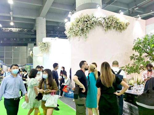 2024花城“新秀花事”亮點(diǎn)搶先看！和廣州國際花藝節(jié)一起解鎖“花經(jīng)濟(jì)”財(cái)富密碼(圖2)